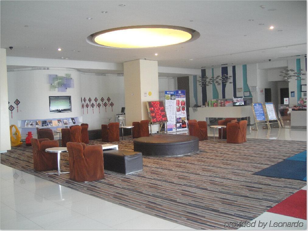 Holiday Inn Express Shanghai Nanhuizui Buitenkant foto