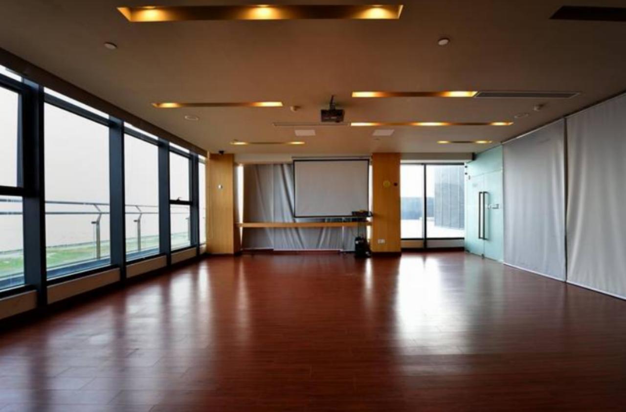 Holiday Inn Express Shanghai Nanhuizui Buitenkant foto