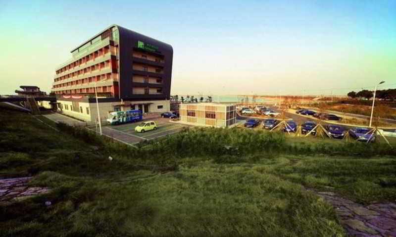 Holiday Inn Express Shanghai Nanhuizui Buitenkant foto